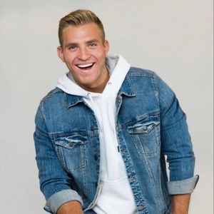 Meet your Posher, Austin